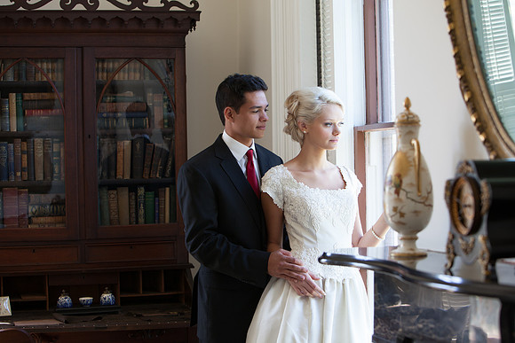Janesville Wedding Photographer Jason Mielke at the Janesville Lincoln-Tallman House