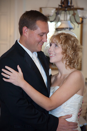 Janesville Wedding Photographer Jason Mielke at the Janesville Lincoln-Tallman House