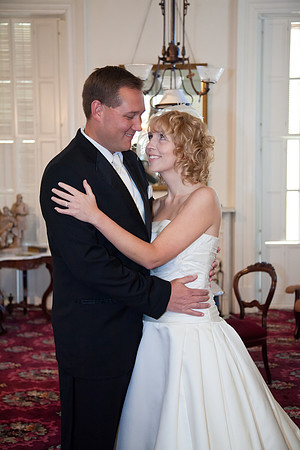 Janesville Wedding Photographer Jason Mielke at the Janesville Lincoln-Tallman House