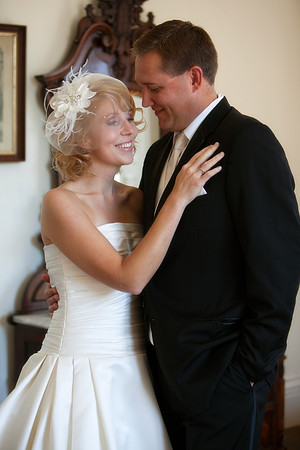 Janesville Wedding Photographer Jason Mielke at the Janesville Lincoln-Tallman House